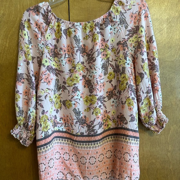 Unique Spectrum Pink and Brown 3/4 Sleeve Tie Front Blouse Size M - Picture 2 of 3